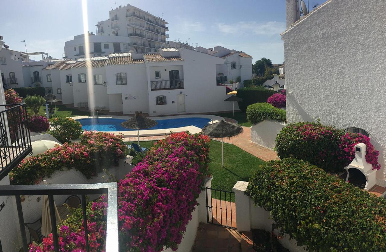 Pinos 20 Menyber Villa Нерха Екстериор снимка